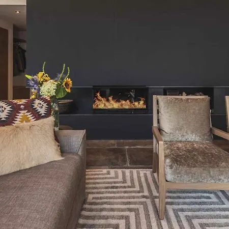 Bernard Und Hans Penthouse 10z Design 아파트 체르마트